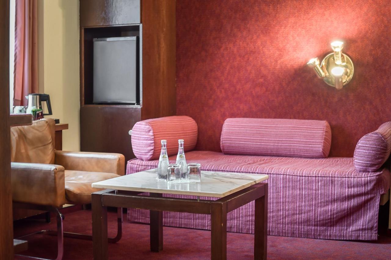 Kontaktlos Hotel Am Kappelberg Kontaktlos فيلباخ المظهر الخارجي الصورة